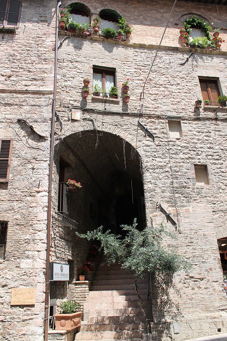 On Via San Francesco