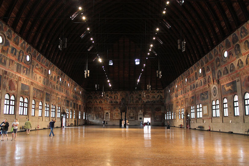 Palazzo della Ragione