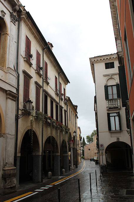 Via Altinate