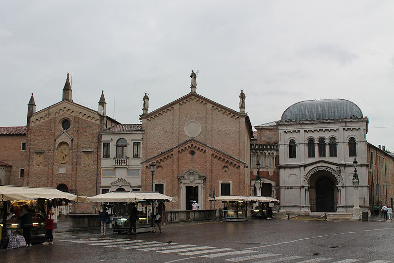 Piazza del Santo Oratorio di San Giorgio & Scuola del Santo