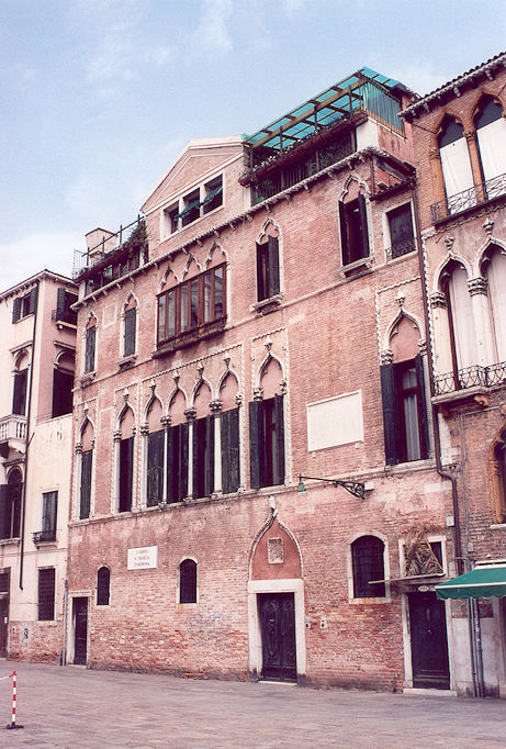 Palazzo Donà