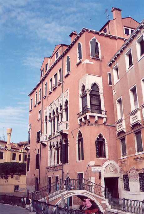 Palazzo Priuli a San Severo & Ponte del Diavolo