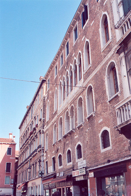 Palazzo Moro a San Salvador