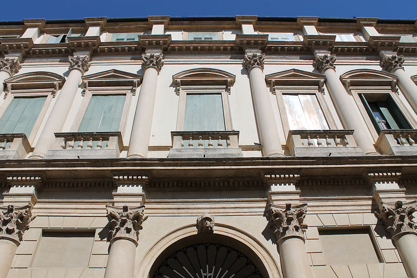 Palazzo Thiene Bonin Longare