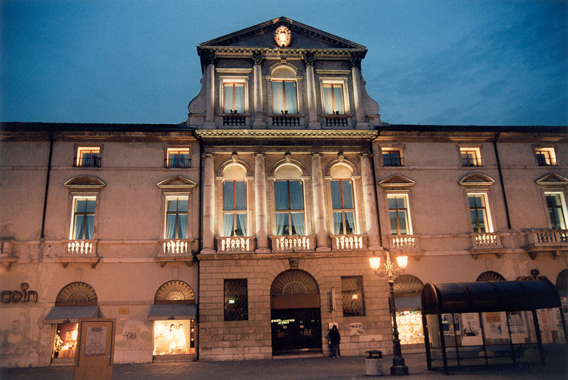 Palazzo Piovini
