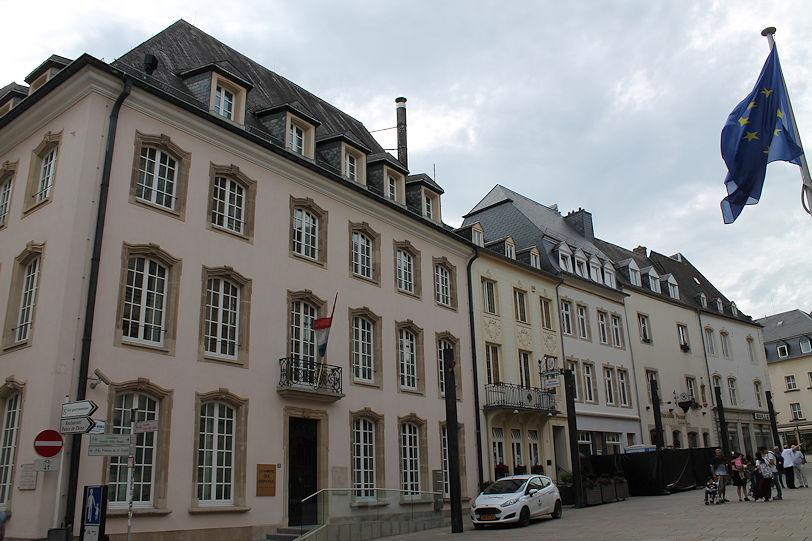 Rue du Marché-aux-Herbes