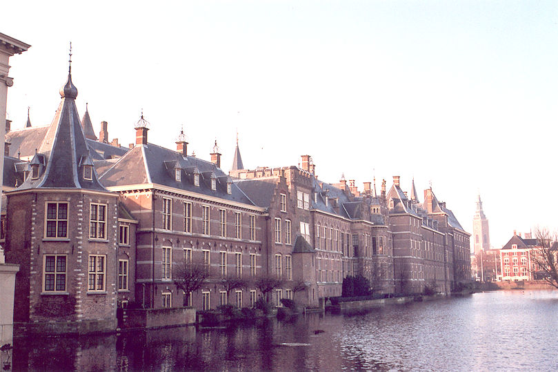 Binnenhof from Hofvijver