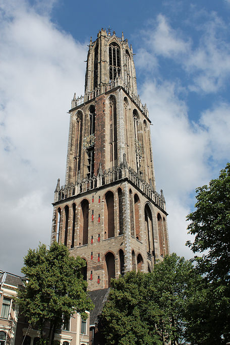 Dom tower