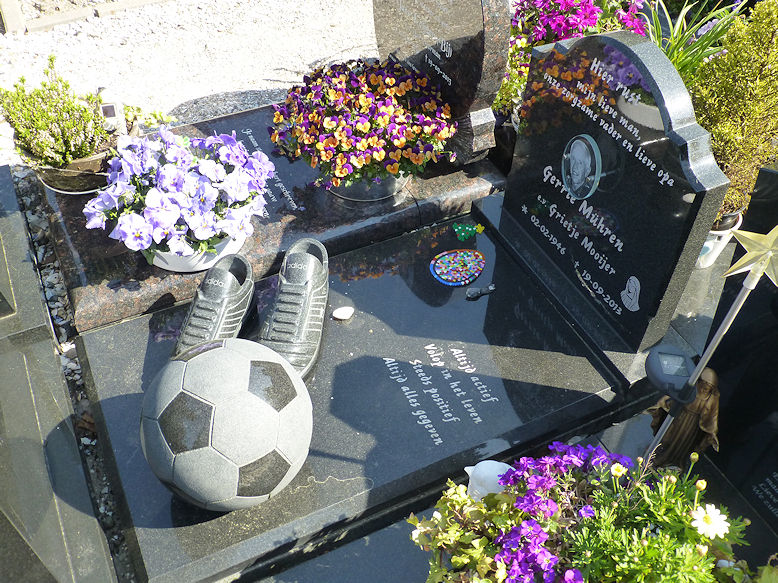 Gerrie Mühren's grave