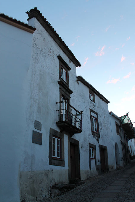 Rua das Portas da Vila & Largo Doutor José Martins Gralha