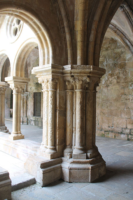 Sé Velha Cloister