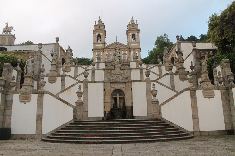 Escadórios e Basílica do Bom Jesus