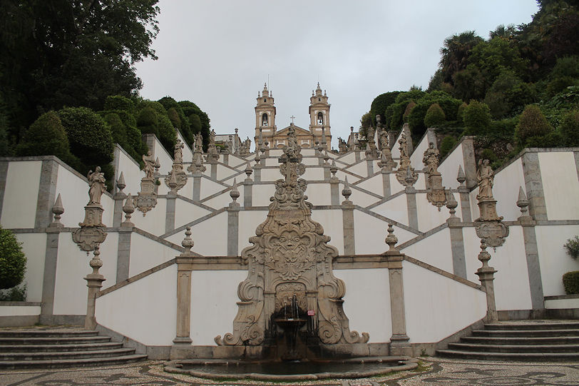 Escadórios e Basílica do Bom Jesus
