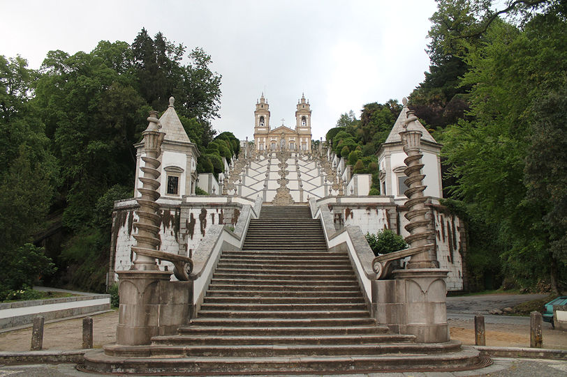 Escadórios e Basílica do Bom Jesus