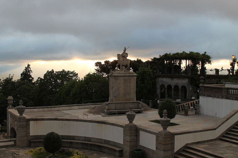 São Longuinho statue
