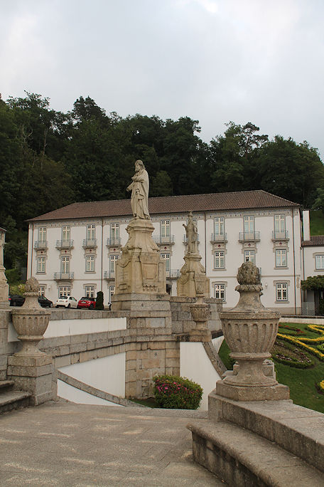 Adro do Bom Jesus & Terreiro de Moisés