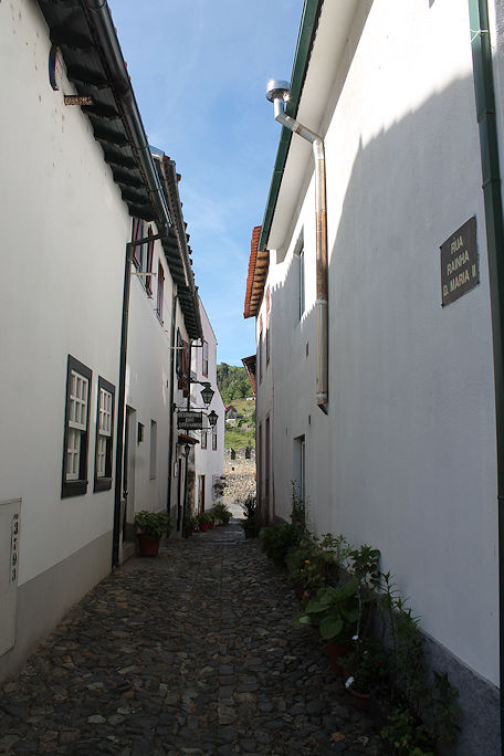 Rua Rainha Dona Maria II