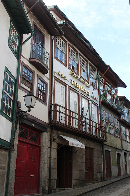 Rua das Trinas