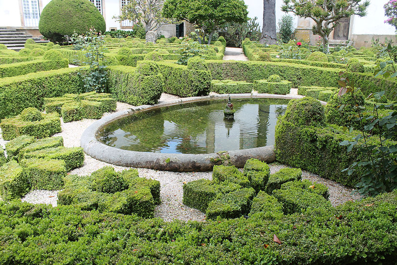Casa de Mateus garden