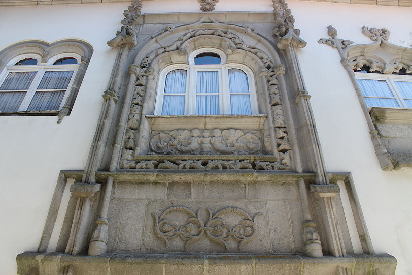 Casa dos Costa Barros