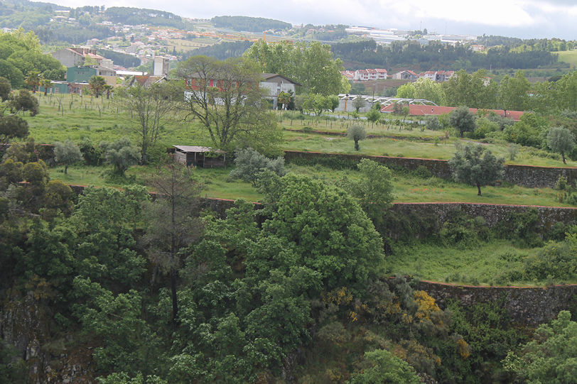 Above Escarpas do Corgo