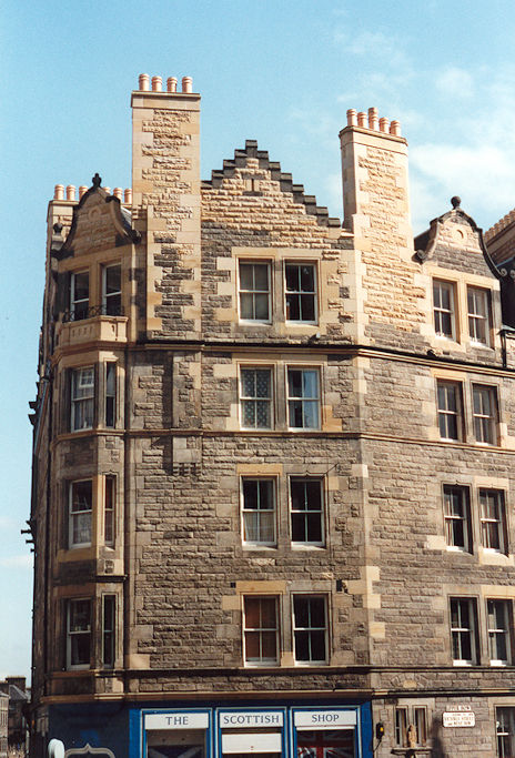 Victoria Street