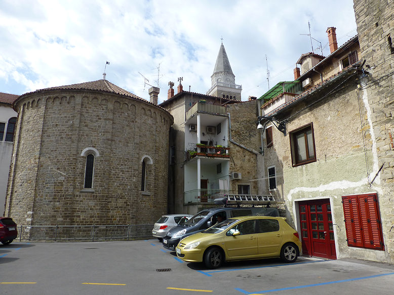 Rotunda sv. Janeza Krstnika / Rotonda di S. Giovanni Battista