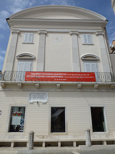 On Tartinijev trg / Piazza Giuseppe Tartini