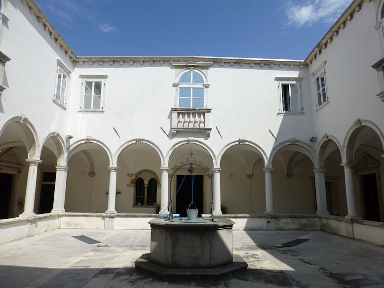 Minoritski samostan / Convento dei frati minoriti