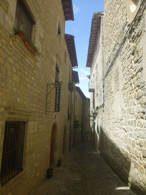 Calle Gil de Jaz