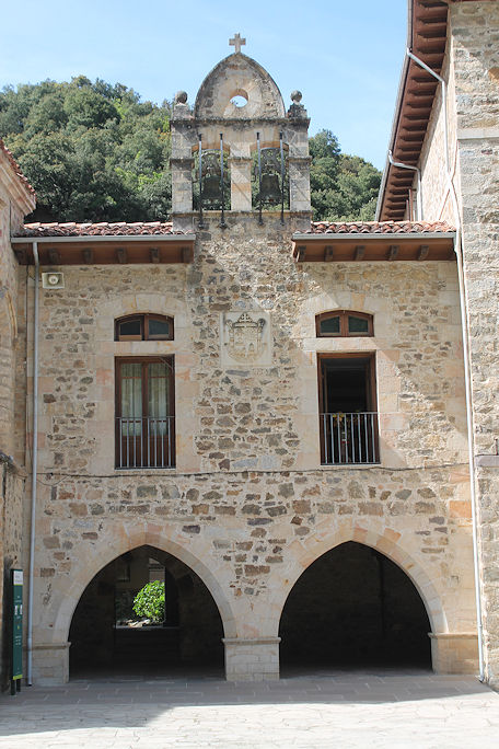 Monasterio