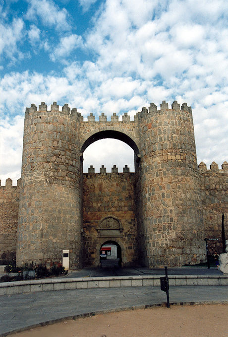 Puerta del Alcázar