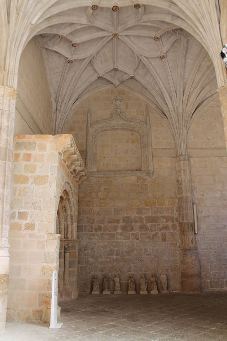 Catedral de San Antolín claustro
