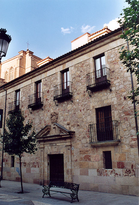 On Plaza de los Basilios