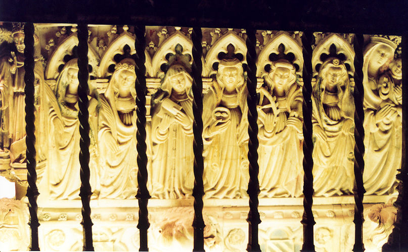 Tomb in Catedral Vieja