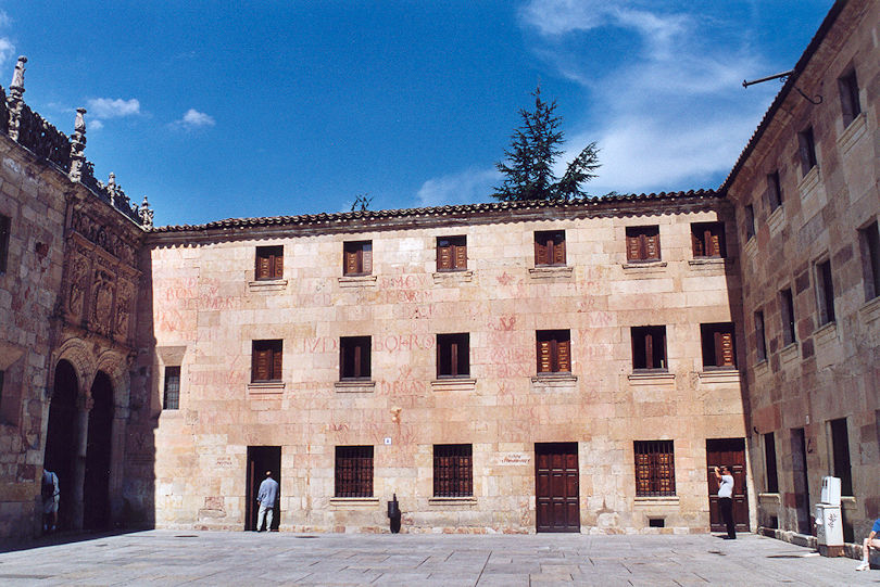 Plaza de las Escuelas Menores