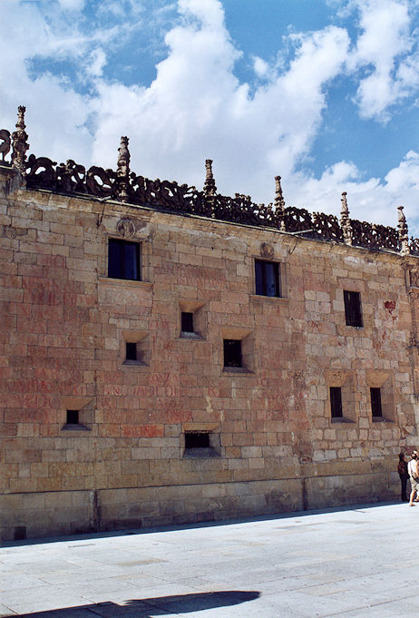 Escuelas Menores