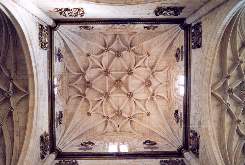 Church roof in Colegio de los Irlandeses