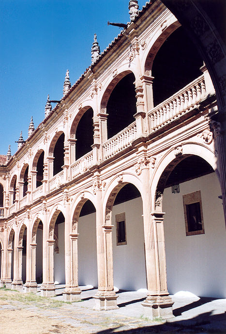 Colegio de los Irlandeses Patio