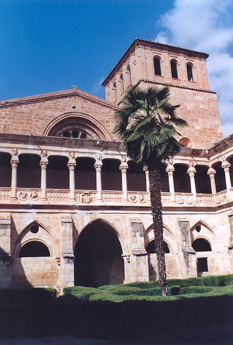 Monasterio