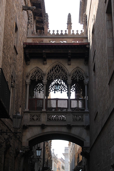 Carrer del Bisbe Pont