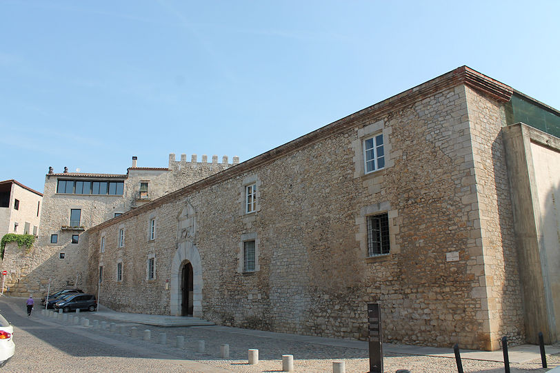 Universitat Les Àligues