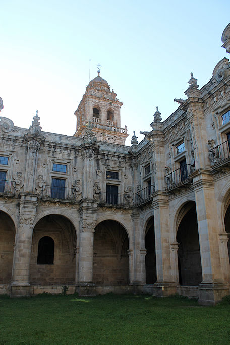 Monasterio de San Salvador Claustro Barroco