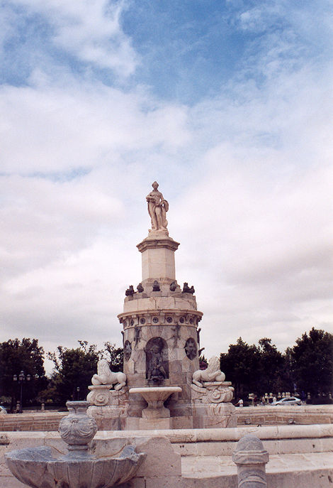 Mariblanca fountain