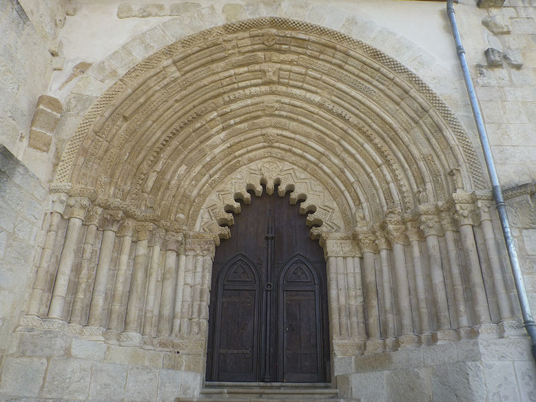 Iglesia de San Pedro de la Rúa portal