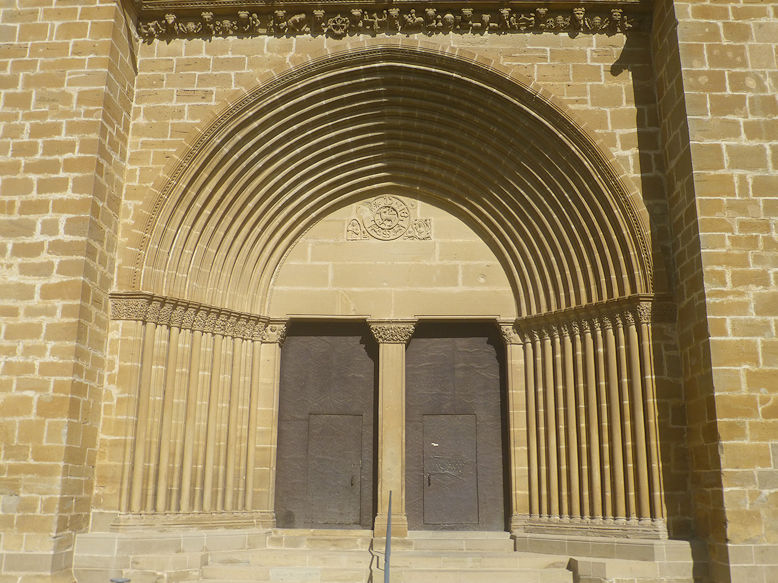 Monasterio de Santa María la Real de la Oliva Church portal