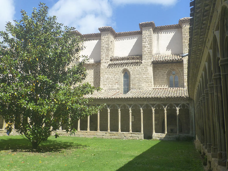 Convento de San Francisco de Asís cloister