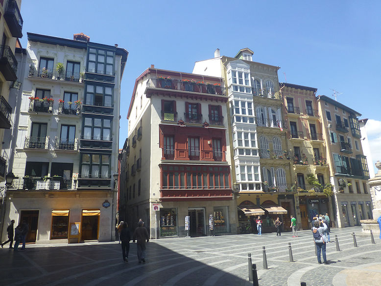 Plazuela de Santiago & Calle Carnicería Vieja