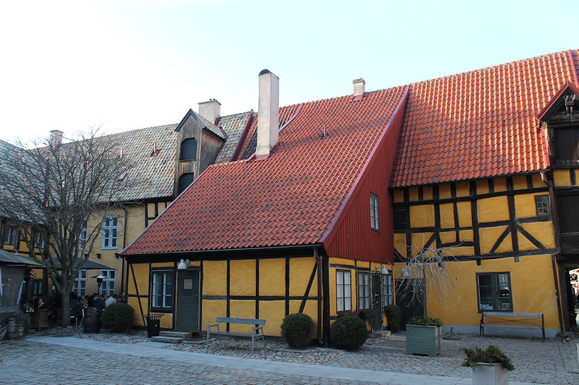 Hedmanska gården