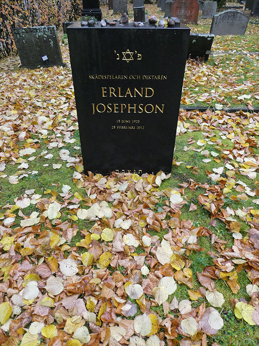 Erland Josephson's grave in Norra begravningsplatsen